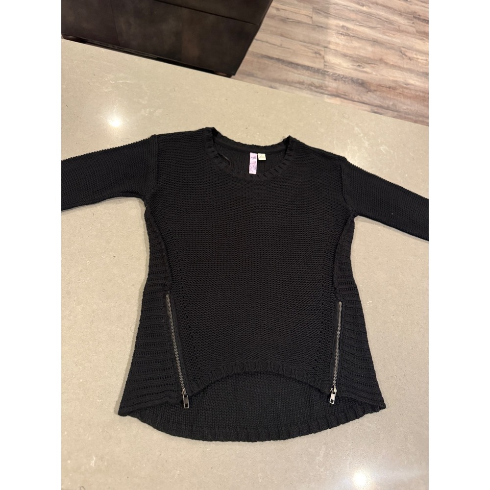 Alya Black Knit Sweater with Zipper Accents Womens Size‎ Small